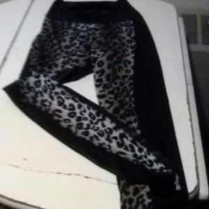 Leopard print stretch pants